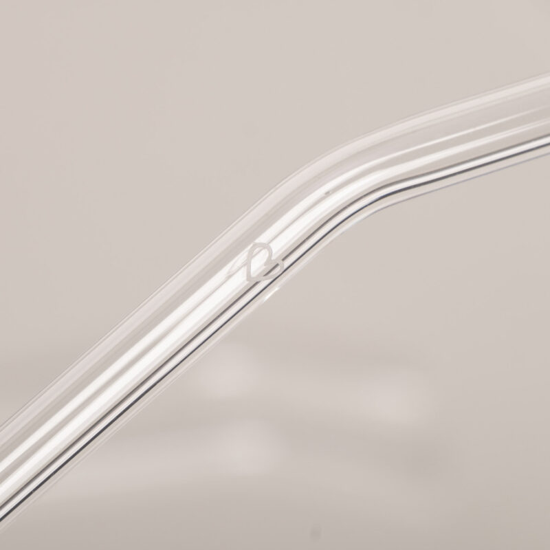 Glasstrohhalm gebogen mit Herz