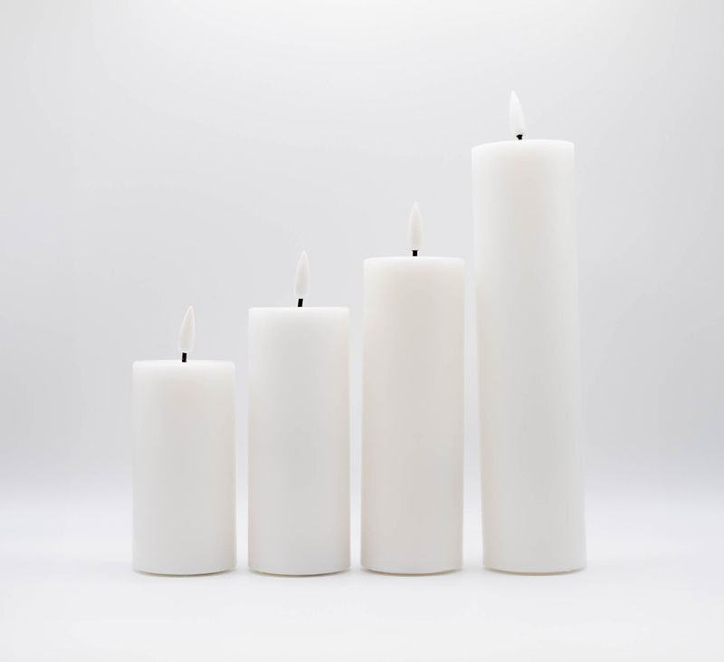 4 Led Kerzen in der Farbe weiß