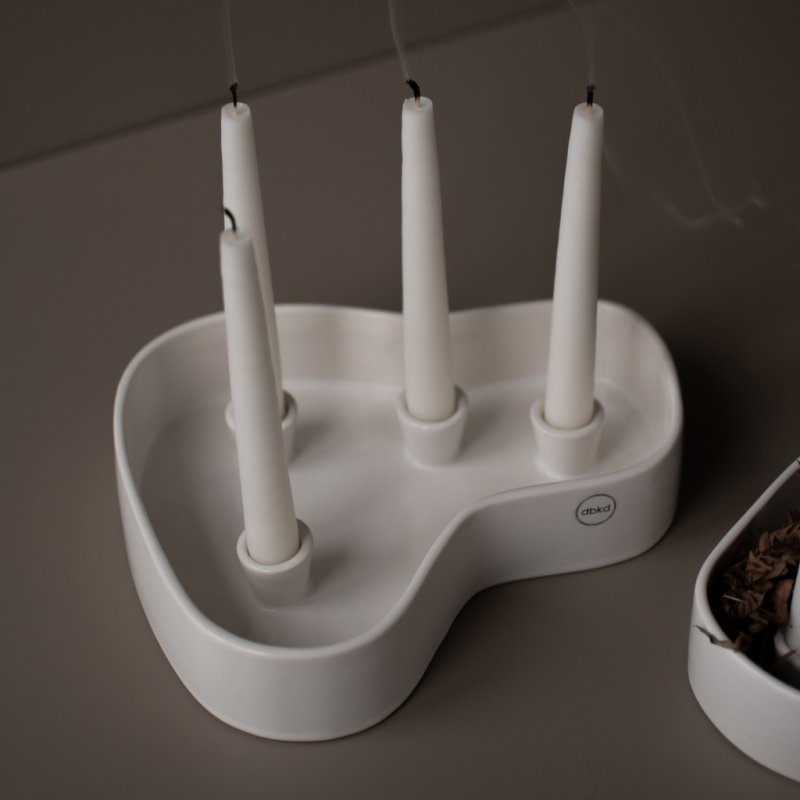 Kerzenhalter für 4 Kerzen in der farbe shiny white